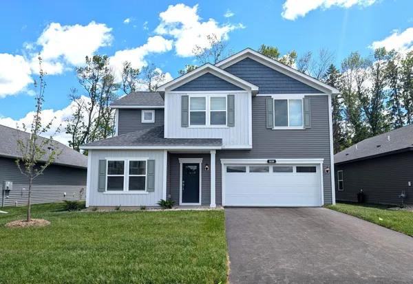 $399,900 | 810 Spruce Street North, Cambridge, MN 55008
