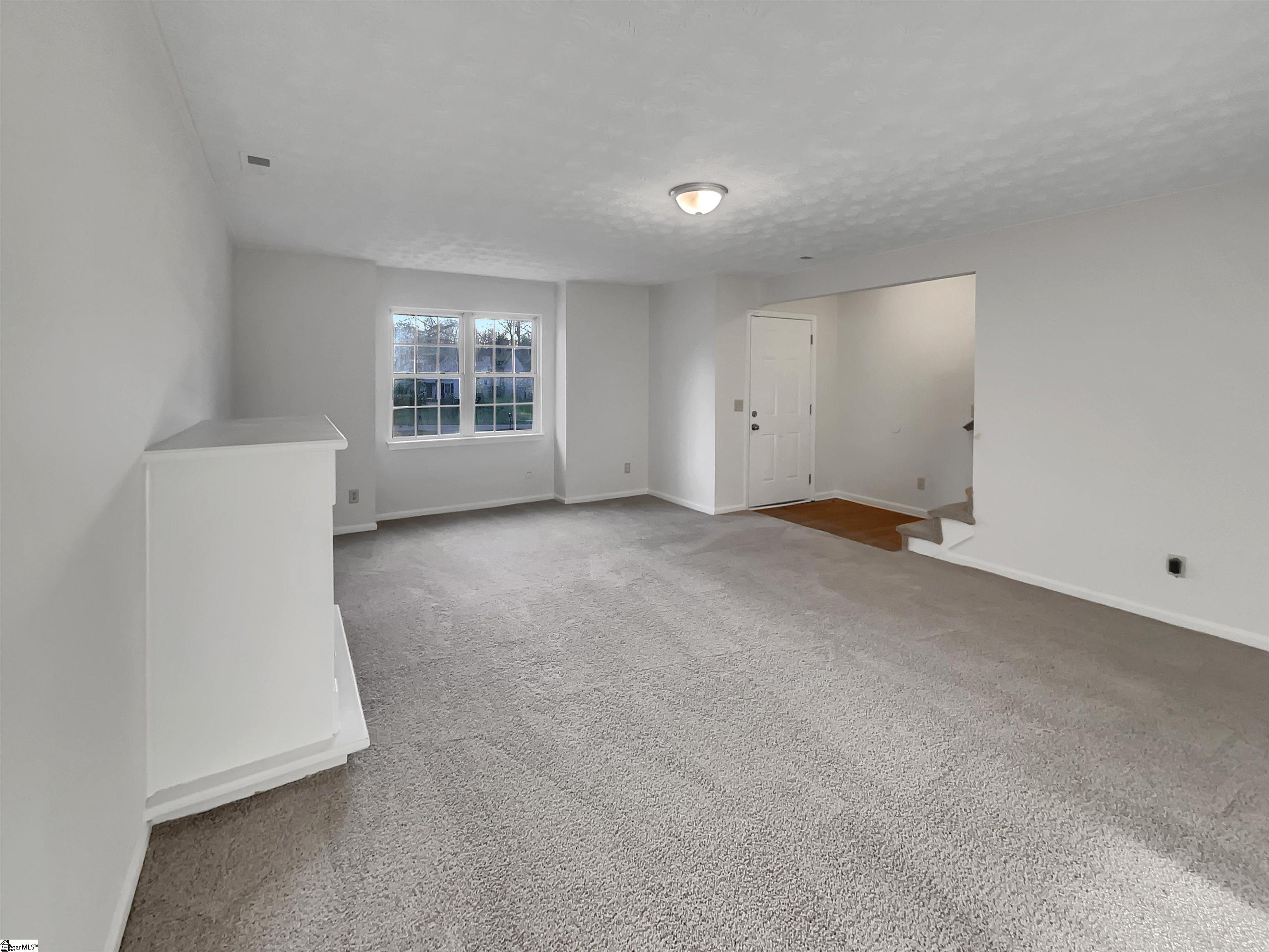 8 Chelseabrook Court Mauldin, SC 29662 - Photo 7 of 25