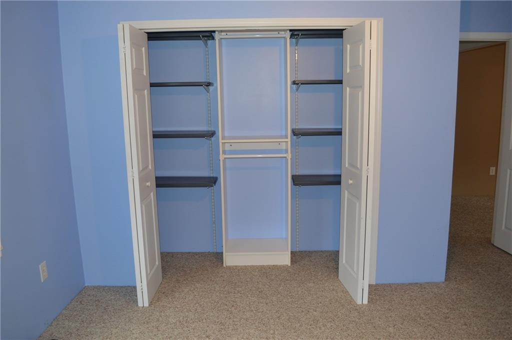 9080 Highland Road Pittsburgh, PA 15237 - Photo 16 of 25 Bedroom closet