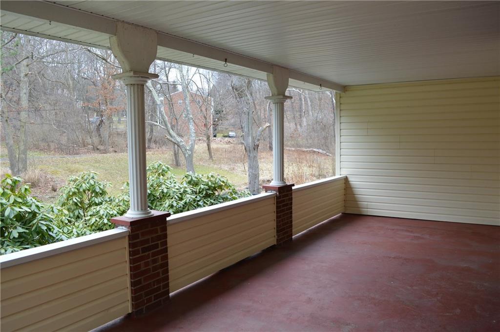 9080 Highland Road Pittsburgh, PA 15237 - Photo 10 of 25 Front porch