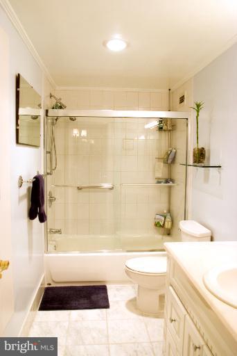 5225 Pooks Hill Road, Unit 828S Bethesda, MD 20814 - Photo 4 of 17 Bath