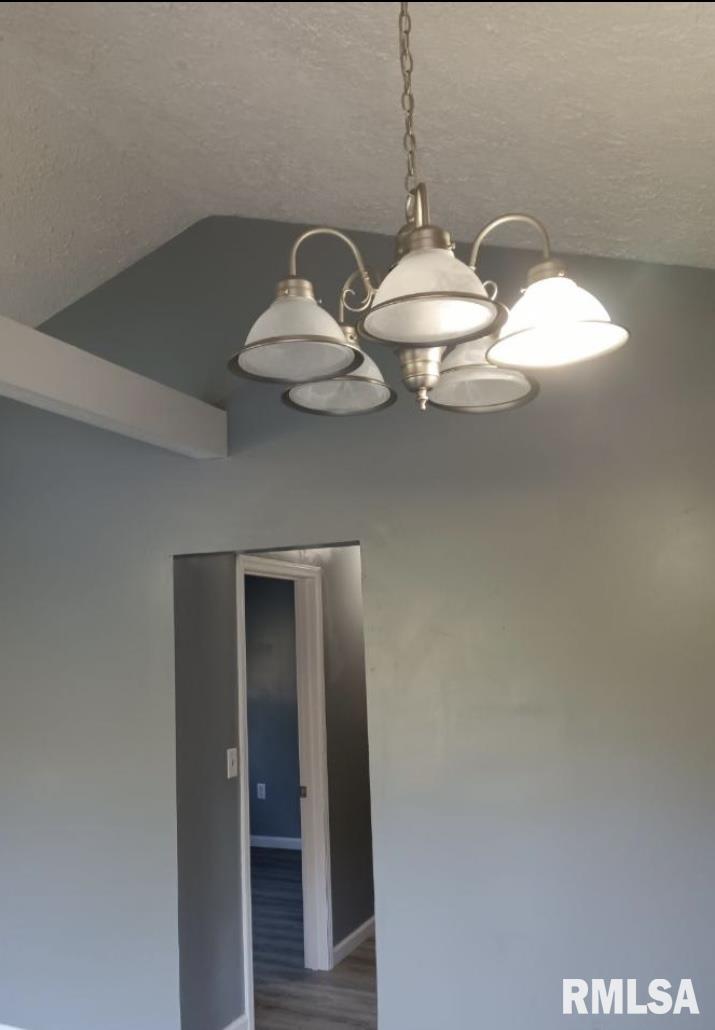2327 South 15th Street Springfield, IL 62703 - Photo 5 of 21