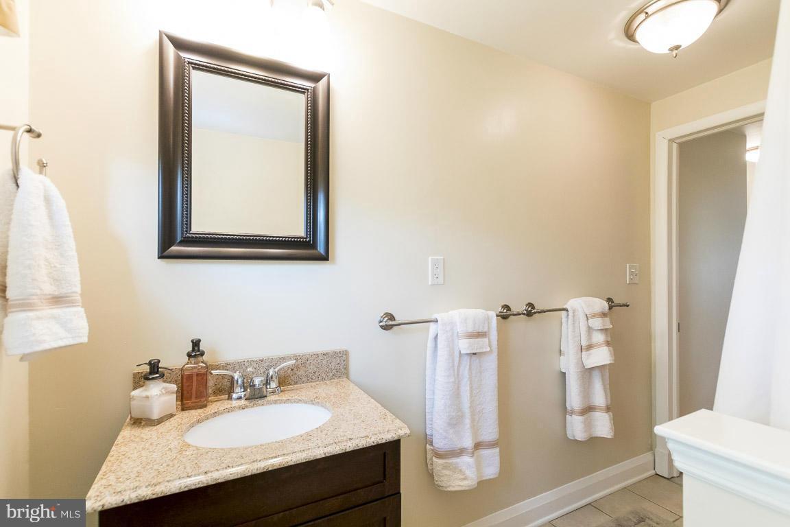 14 Croftley Road Lutherville-Timonium, MD 21093 - Photo 22 of 30 Bath