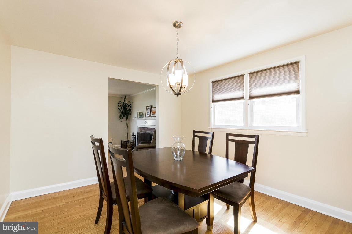 14 Croftley Road Lutherville-Timonium, MD 21093 - Photo 8 of 30 Dining Room