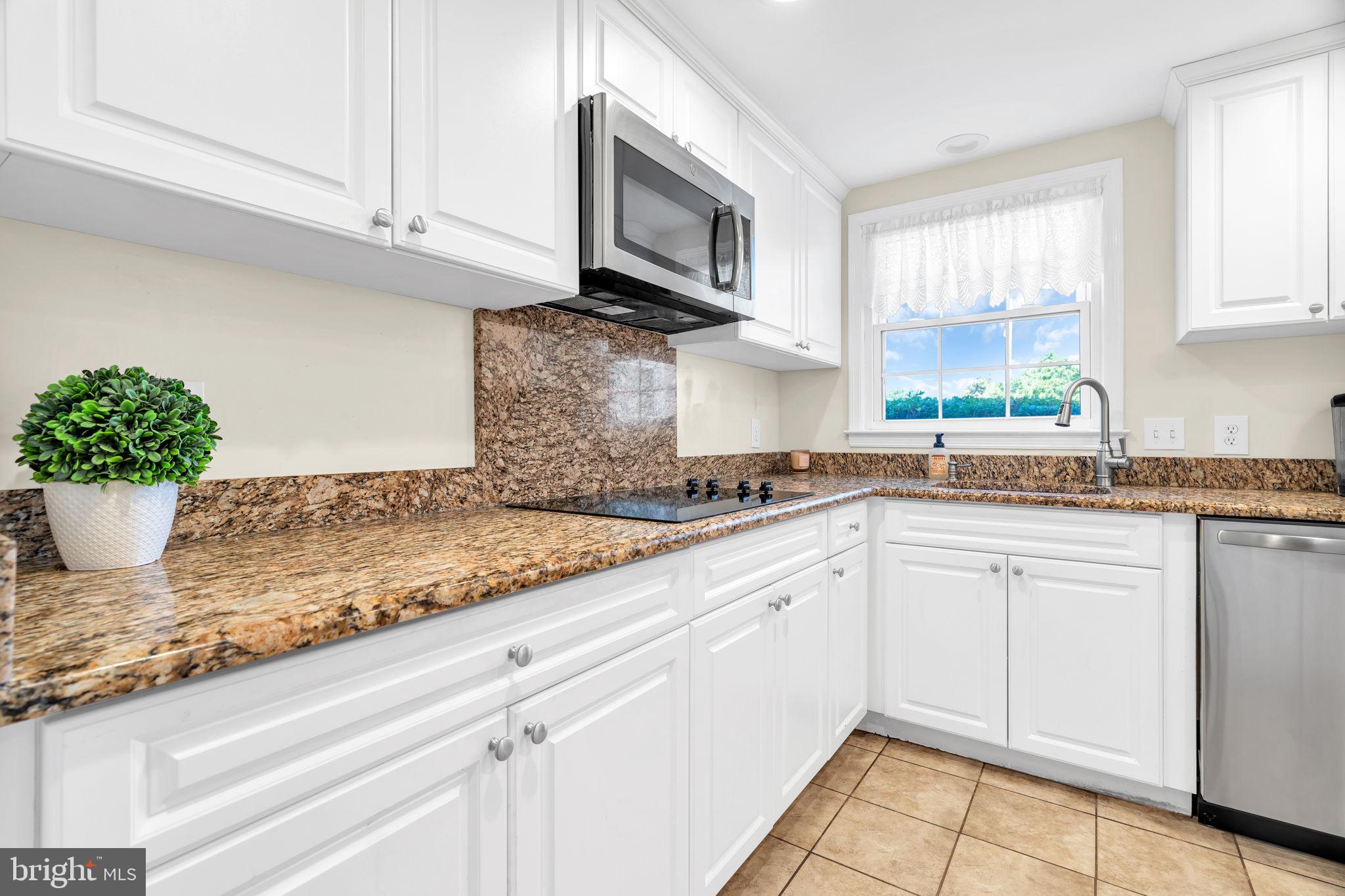 229 Old Nassau Road Monroe Township, NJ 08831 - Photo 17 of 30