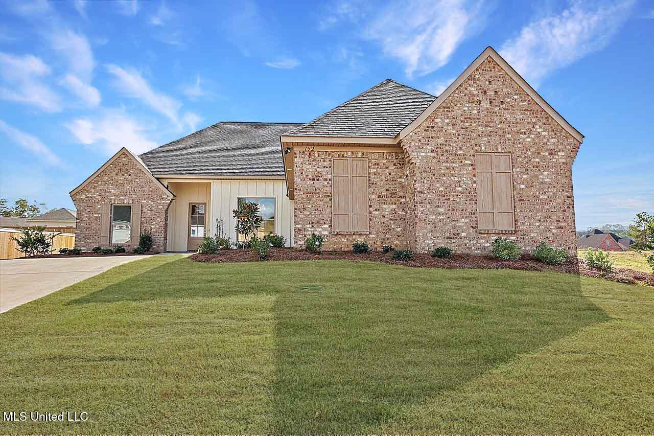 152 Cornerstone Drive Brandon, MS 39042 - Photo 2 of 34 01-152 Cornerstone Dr