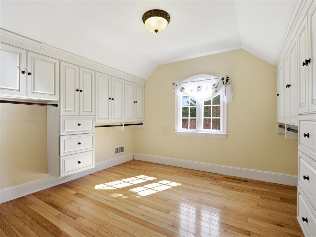 50 Yorkshire Road Dover, MA 02030 - Photo 31 of 42