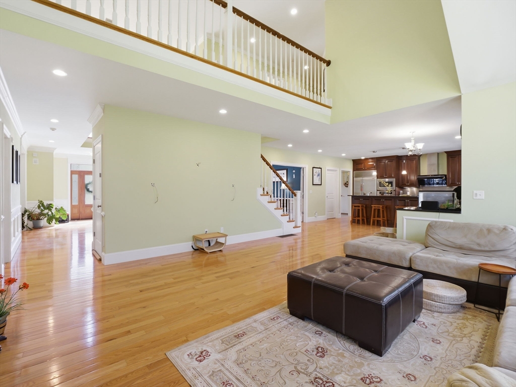 50 Yorkshire Road Dover, MA 02030 - Photo 4 of 42