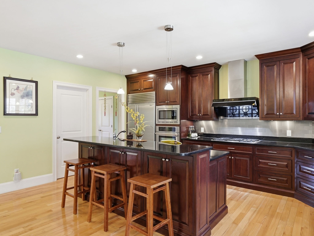 50 Yorkshire Road Dover, MA 02030 - Photo 7 of 42