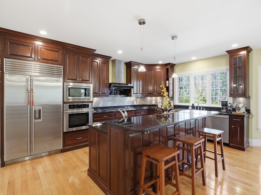 50 Yorkshire Road Dover, MA 02030 - Photo 8 of 42