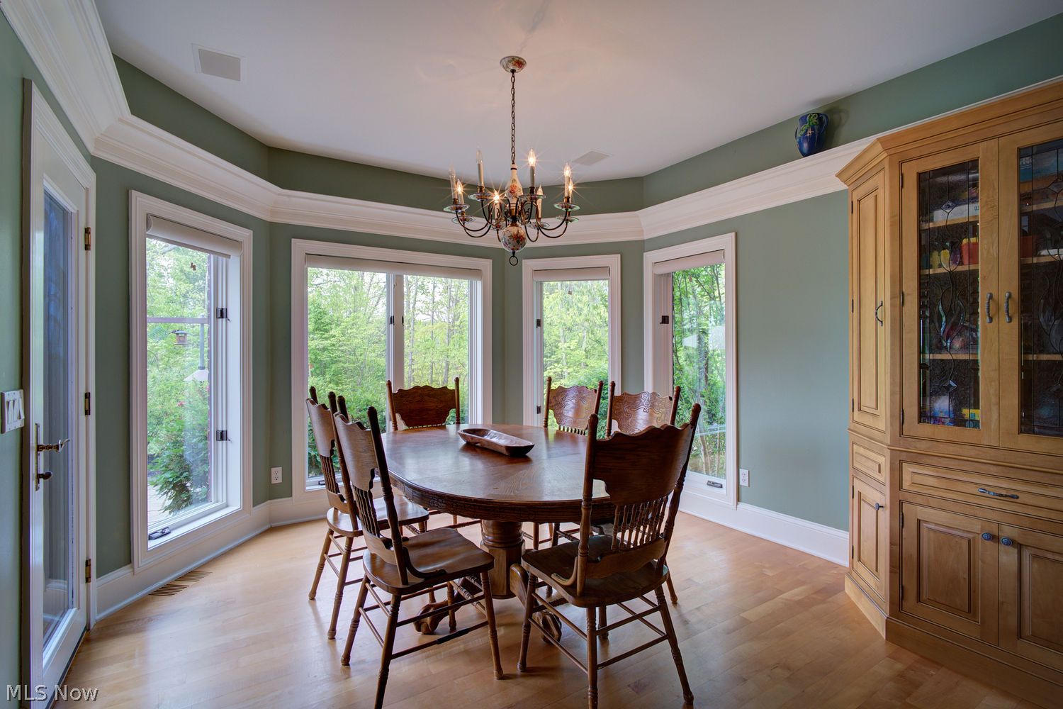 18764 Brewster Road Chagrin Falls, OH 44023 - Photo 13 of 43