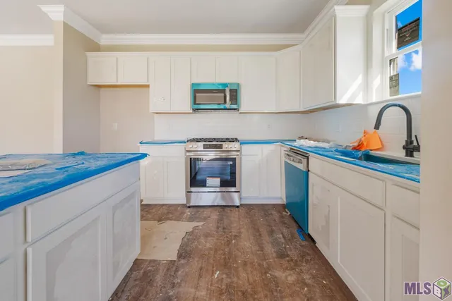 $319,899 | 12816 Ruby Lake Drive, Walker, LA 70785