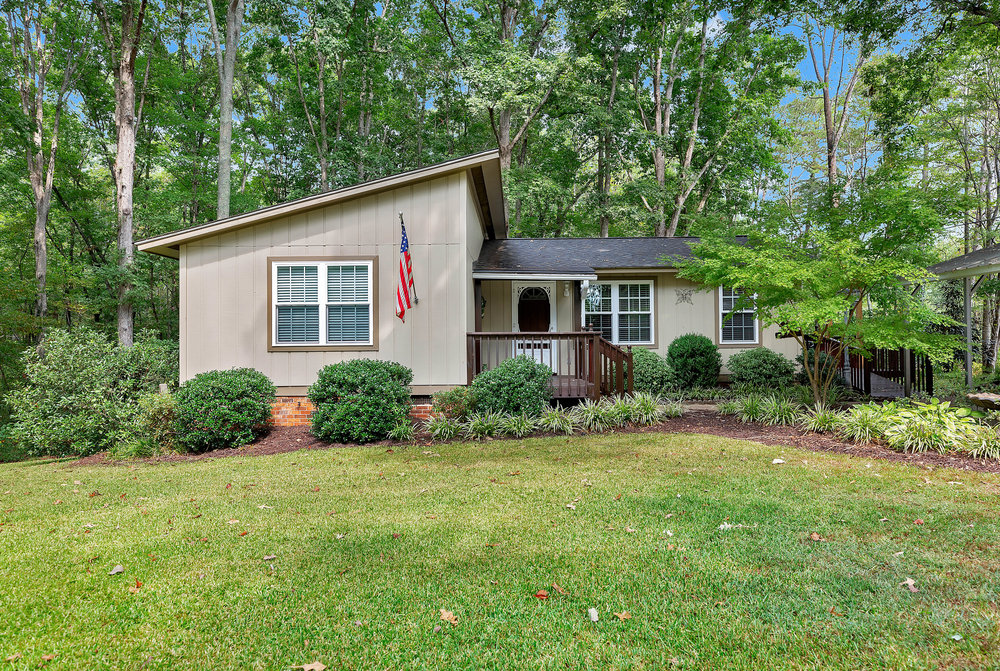 217 Scenic Heights Road West Union, SC 29696 - Photo 16 of 26 Charming; Handicap accessible