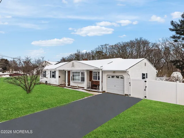 $650,000 | 126 Newbury Road, Howell, NJ 07731