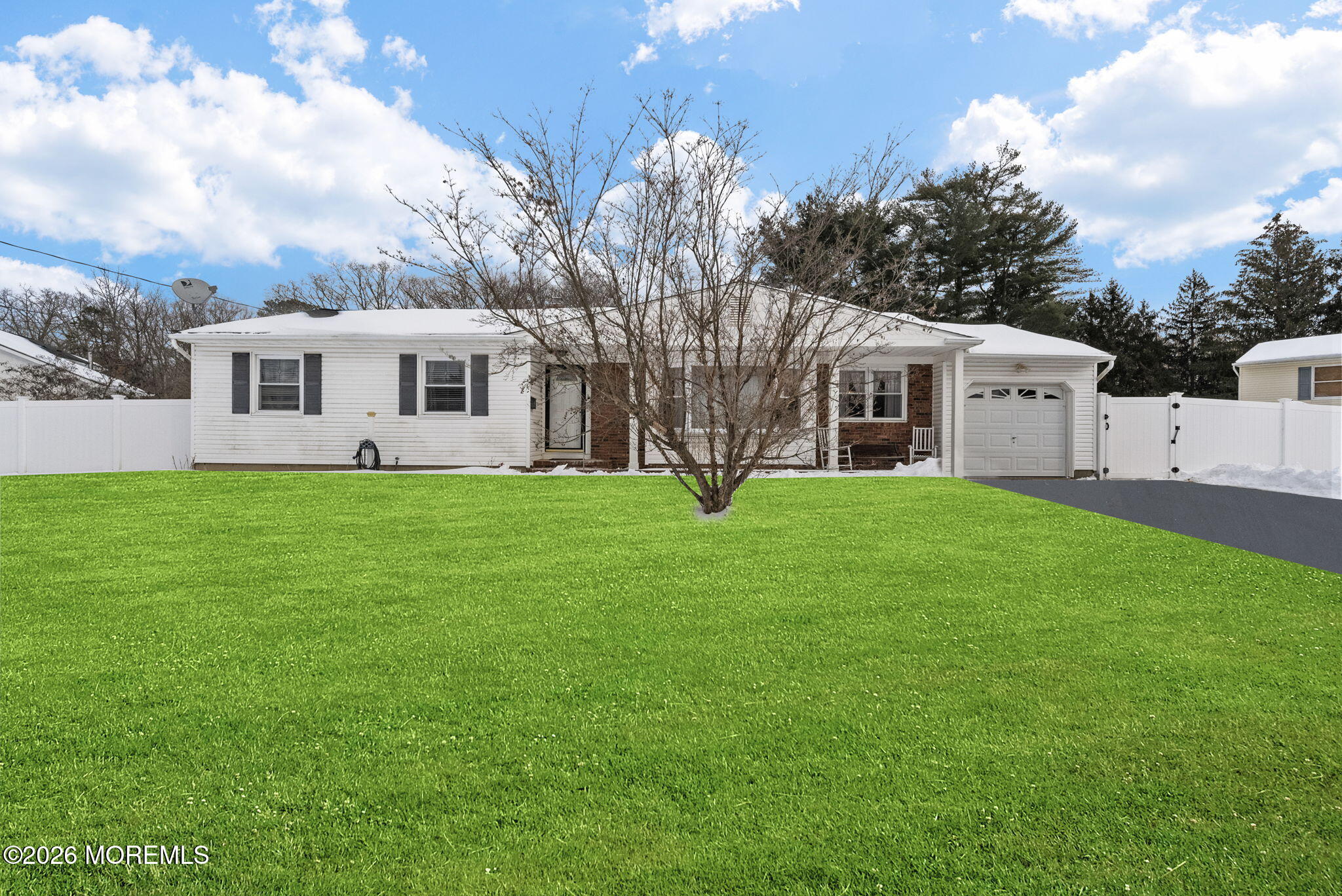 126 Newbury Road Howell, NJ 07731 - Photo 3 of 39 126 Newbury