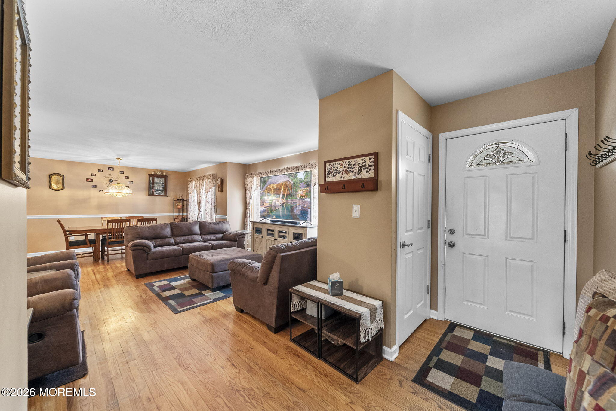 126 Newbury Road Howell, NJ 07731 - Photo 8 of 39 13-web-or-mls-DSC04661