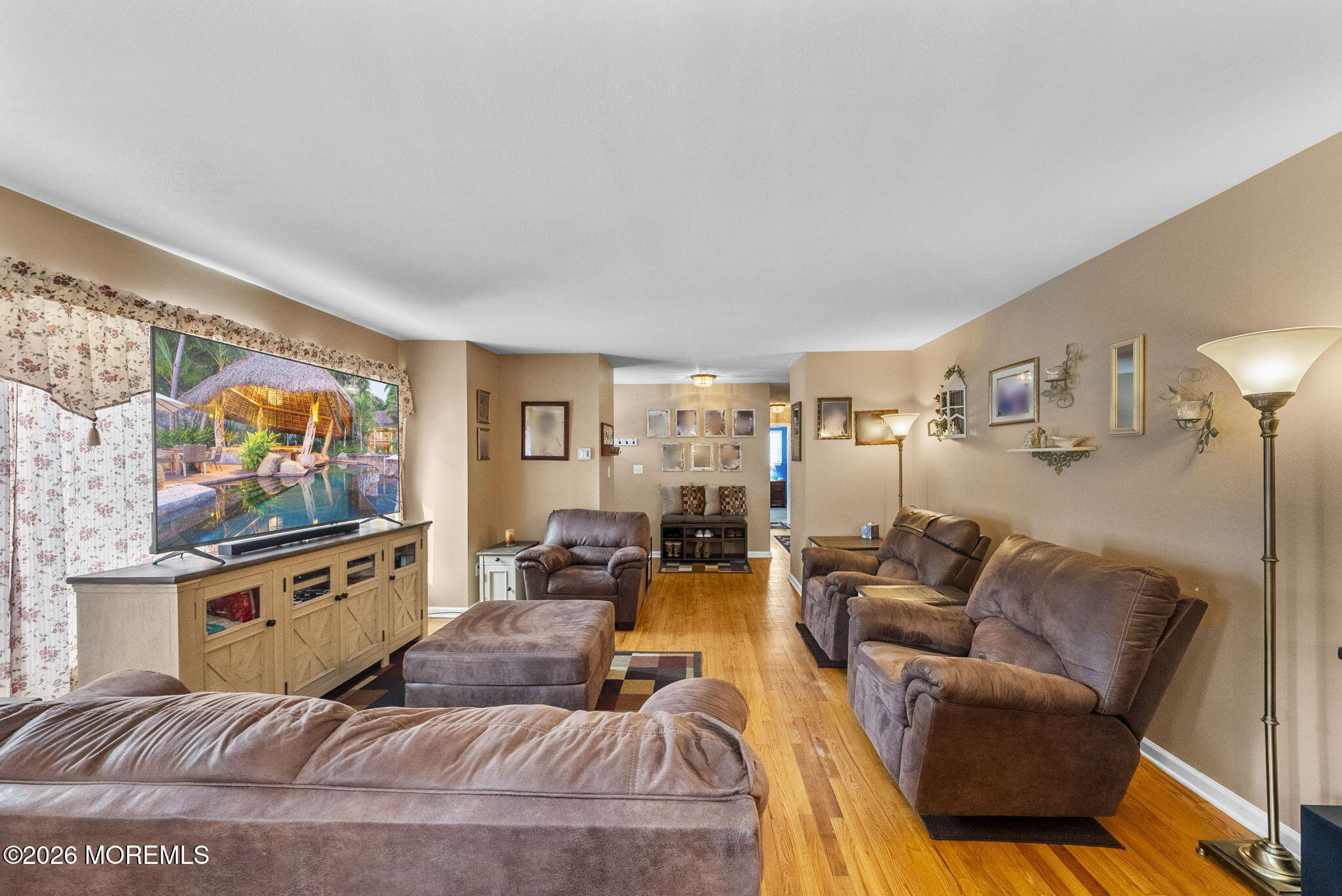 126 Newbury Road Howell, NJ 07731 - Photo 10 of 39 17-web-or-mls-DSC04681