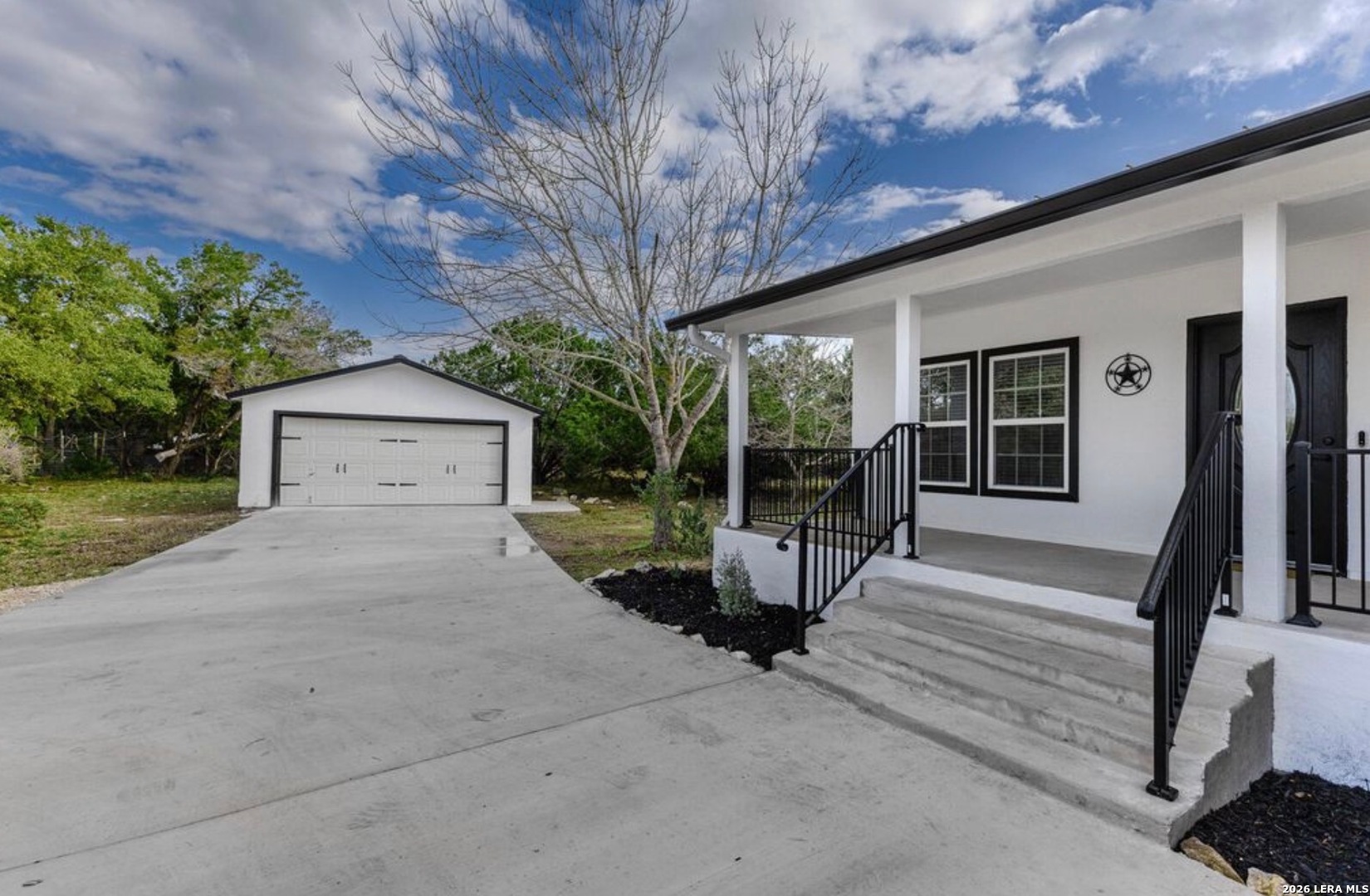 1620 Green Meadow Lane Spring Branch, TX 78070 - Photo 4 of 29