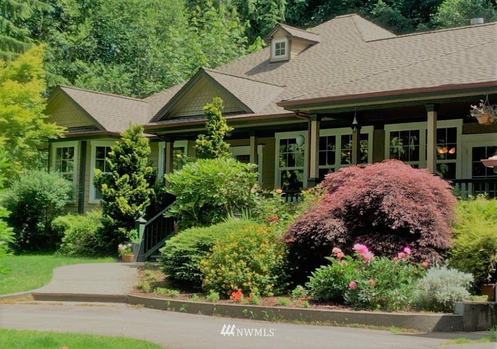 622 Southeast Spruce Road Port Orchard, WA 98367 - Photo 1 of 32 Gallery Image 1
