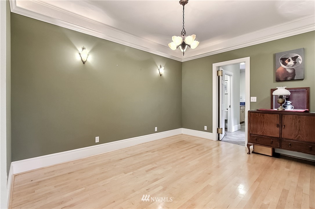 622 Southeast Spruce Road Port Orchard, WA 98367 - Photo 8 of 32 Gallery Image 8