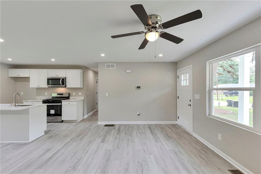 1660 Mallard Circle Conley, GA 30288 - Photo 7 of 24