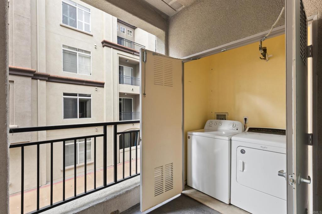 9237 Regents Road, Unit K218 La Jolla, CA 92037 - Photo 31 of 32 Full-Sized Washer Dryer (As-Is)
