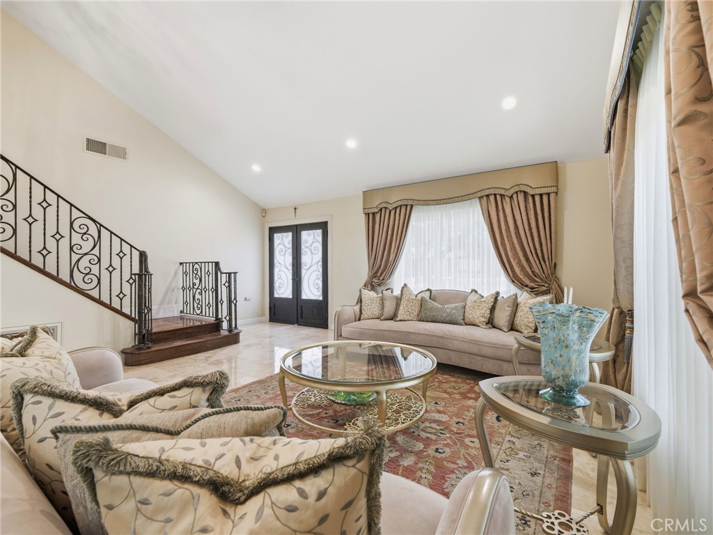 19140 Merion Drive Porter Ranch, CA 91326 - Photo 5 of 31