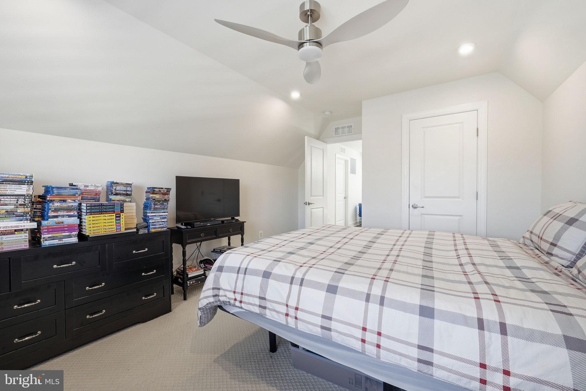 43059 Greeley Square Ashburn, VA 20148 - Photo 27 of 46