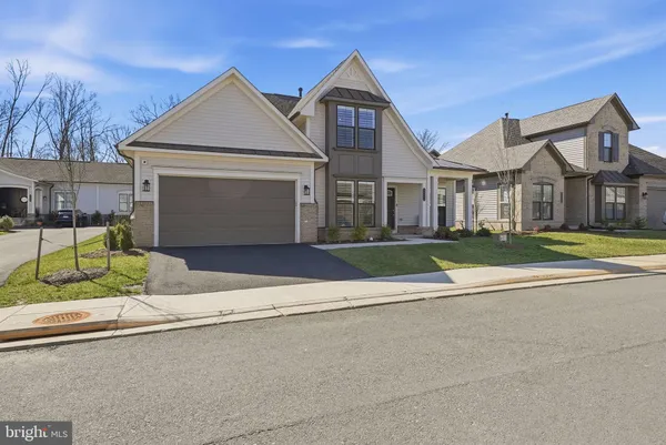 $1,050,000 | 43059 Greeley Square, Ashburn, VA 20148