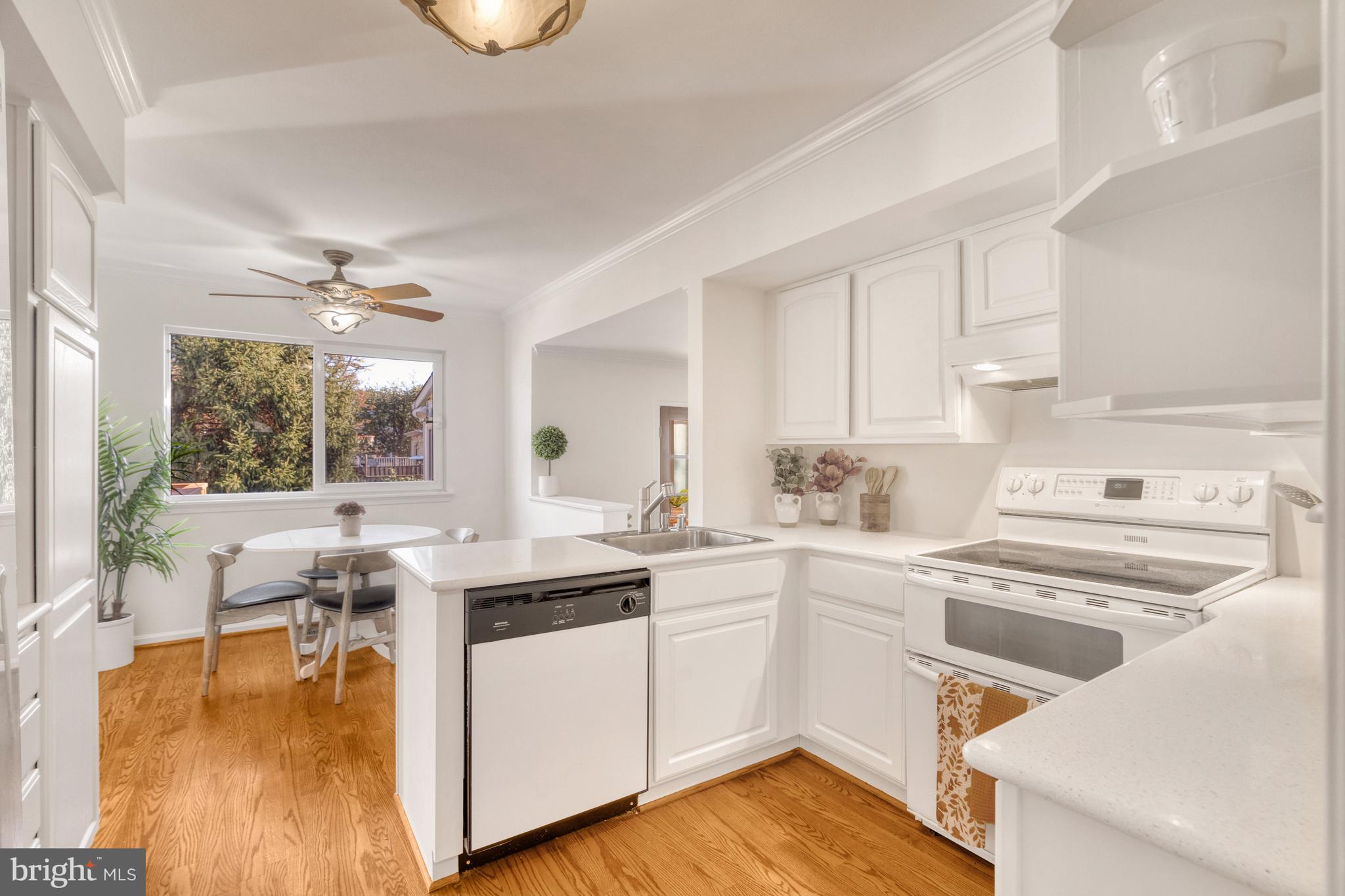 4311 Cub Run Road Chantilly, VA 20151 - Photo 16 of 56