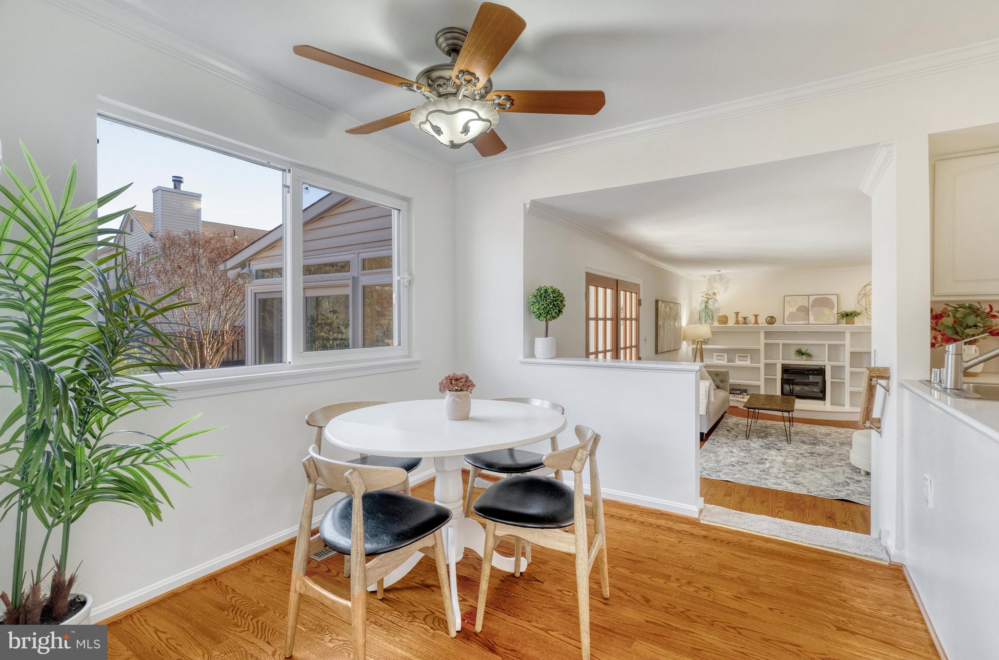 4311 Cub Run Road Chantilly, VA 20151 - Photo 17 of 56 Breakfast room open to Family Room