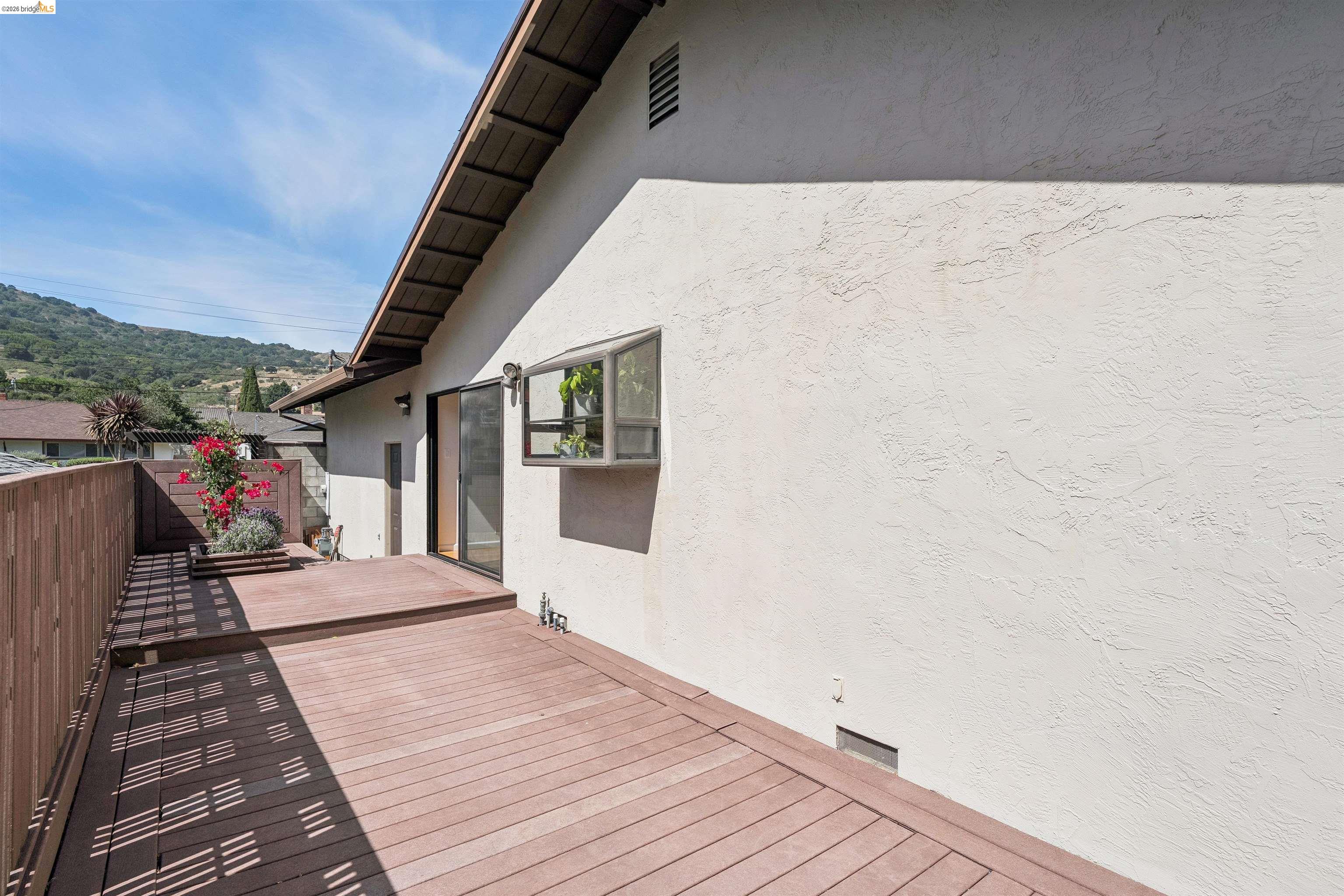 7 Jo Lin Court El Sobrante, CA 94803 - Photo 80 of 99 Multi-level deck featuring wood-finish decking and wood privacy fencing
