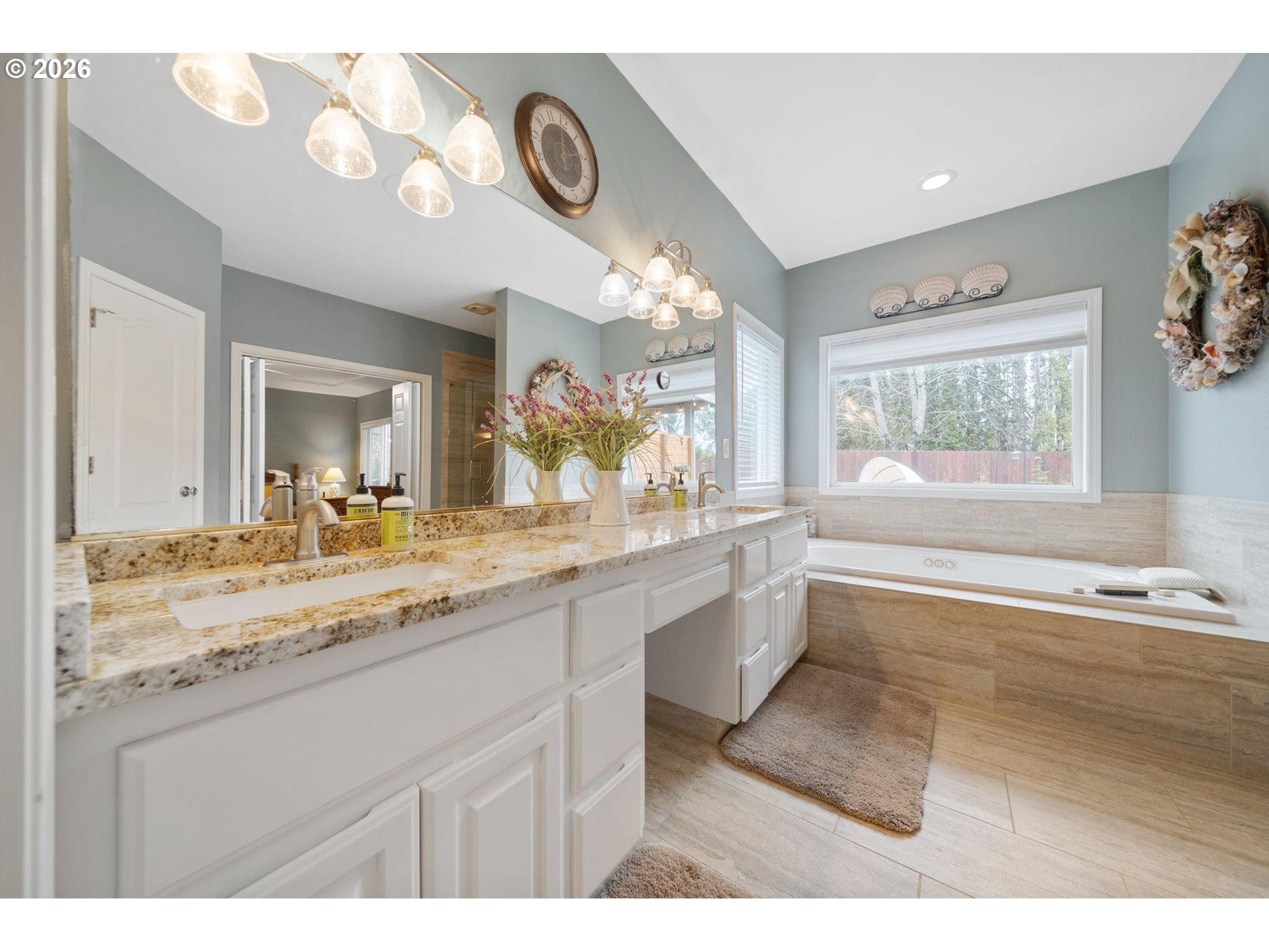 4527 Northwest Center Court Camas, WA 98607 - Photo 17 of 36