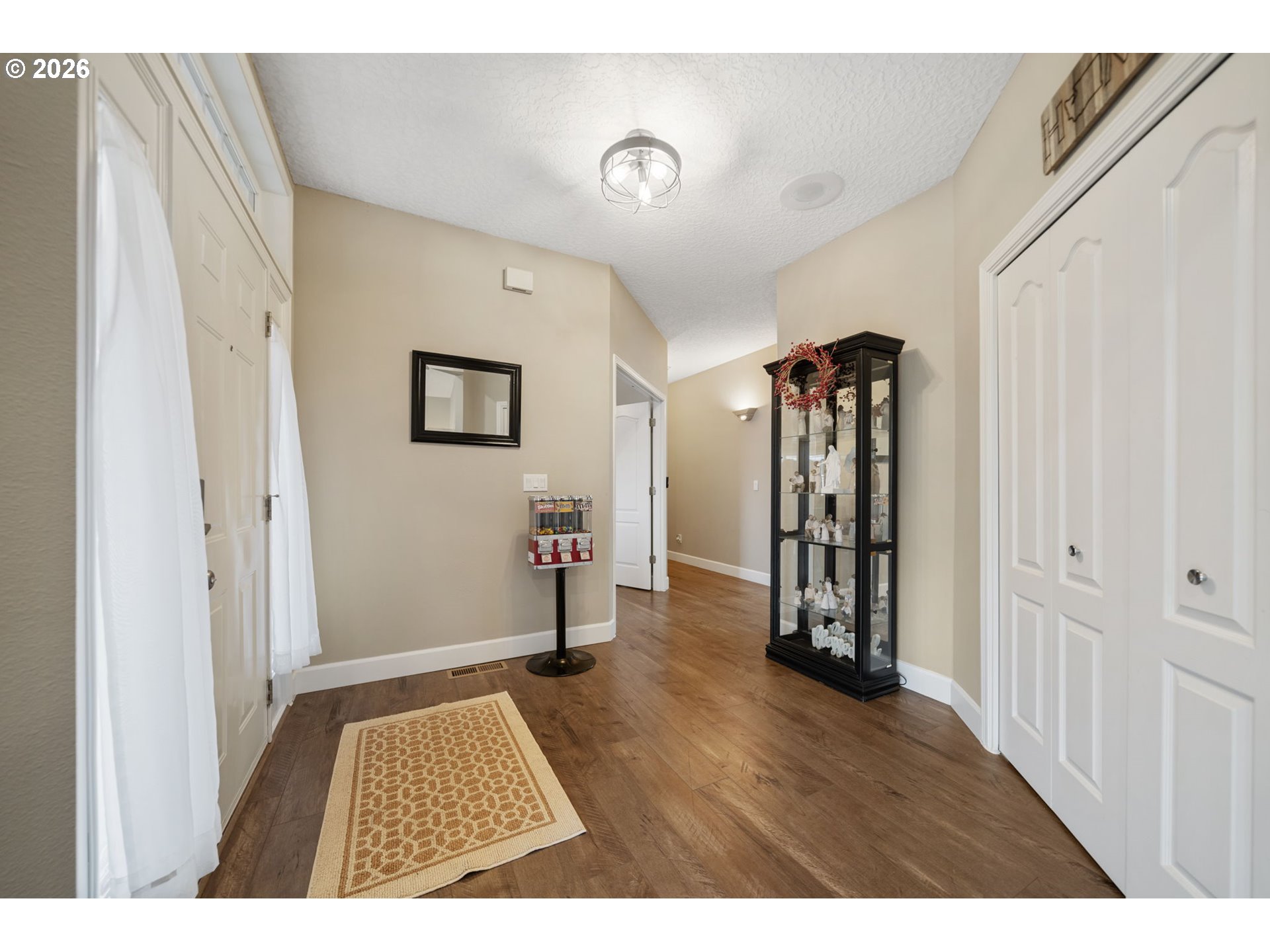 4527 Northwest Center Court Camas, WA 98607 - Photo 6 of 36