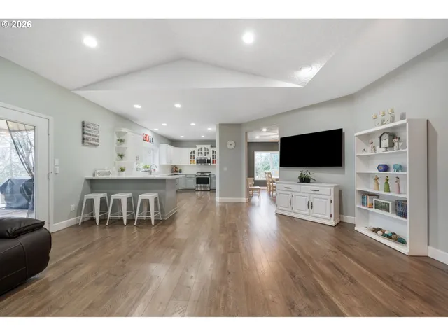 $820,000 | 4527 Northwest Center Court, Camas, WA 98607