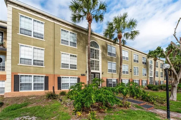 $1,450 | 4160 Versailles Drive, Unit 4160D, Orlando, FL 32808