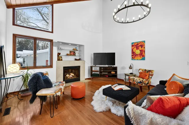 $440,000 | 18630 North Fruitport Road, Spring Lake, MI 49456