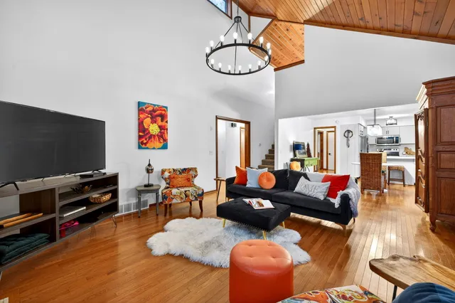 $440,000 | 18630 North Fruitport Road, Spring Lake, MI 49456