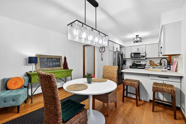 $440,000 | 18630 North Fruitport Road, Spring Lake, MI 49456