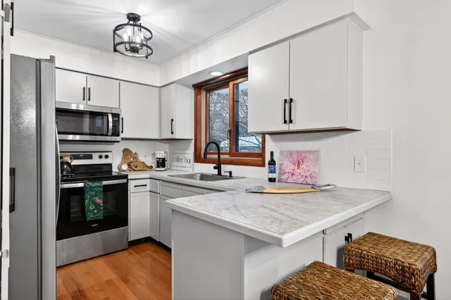 $440,000 | 18630 North Fruitport Road, Spring Lake, MI 49456