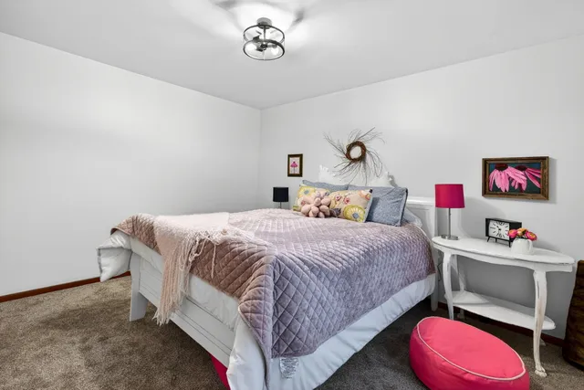 $440,000 | 18630 North Fruitport Road, Spring Lake, MI 49456