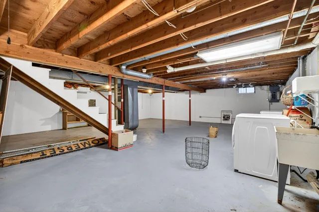 $440,000 | 18630 North Fruitport Road, Spring Lake, MI 49456