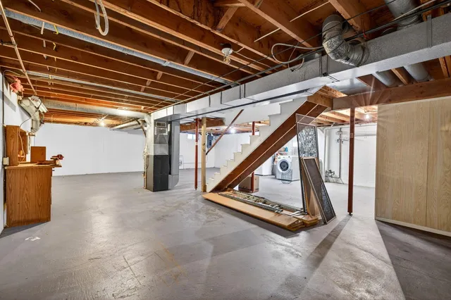 $440,000 | 18630 North Fruitport Road, Spring Lake, MI 49456