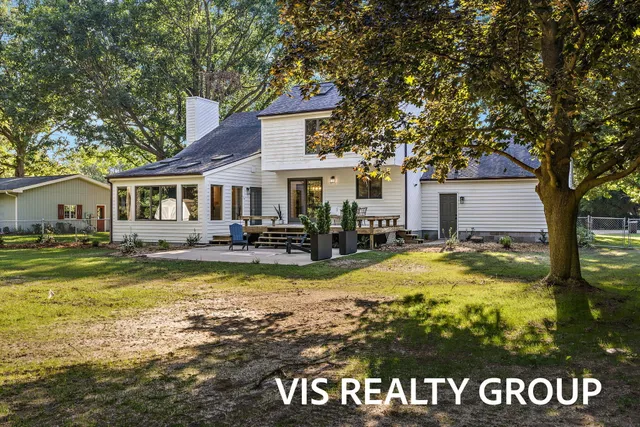 $440,000 | 18630 North Fruitport Road, Spring Lake, MI 49456