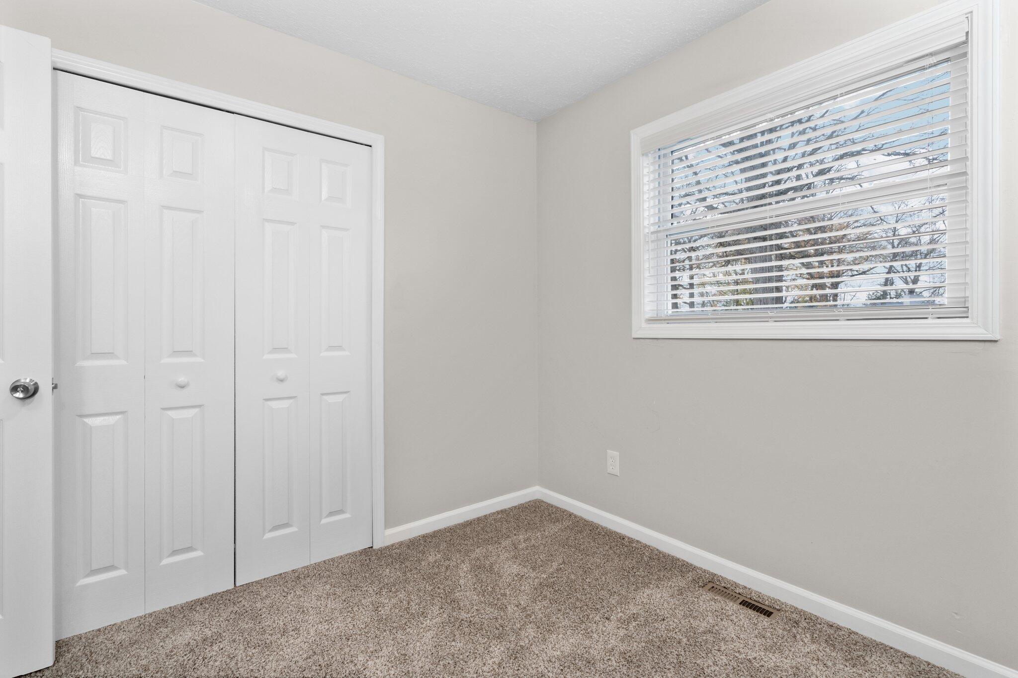 8761 Riverside Drive Brighton, MI 48116 - Photo 29 of 49 25-web-or-mls-DSC02455