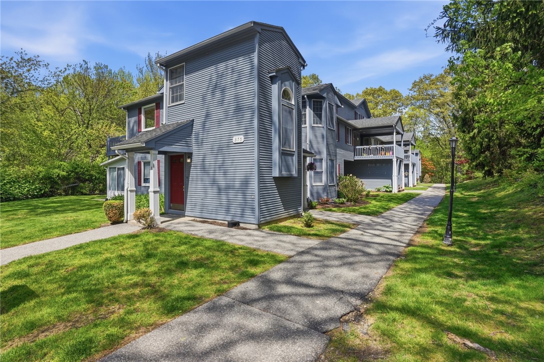 375 Angell Road, Unit E North Providence, RI 02904 - Photo 4 of 36 Multi units