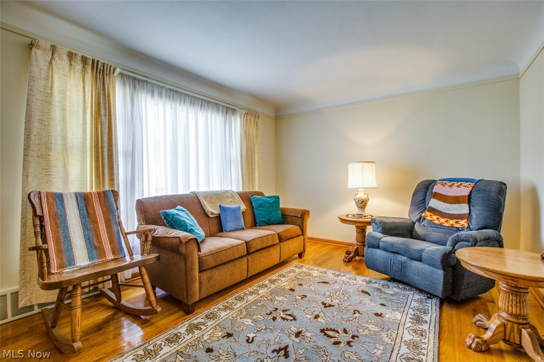 29018 Barjode Road Willowick, OH 44095 - Photo 2 of 24 Gallery Image 2