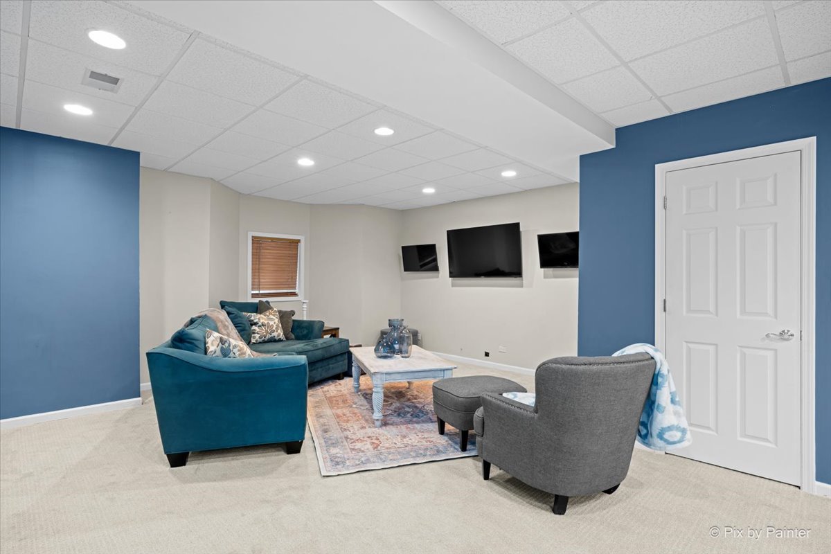 1401 Stag Trail Cary, IL 60013 - Photo 38 of 63