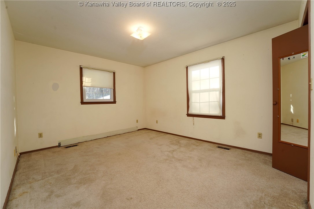 2677 Bills Creek Road Winfield, WV 25213 - Photo 11 of 24 Gallery Image 11