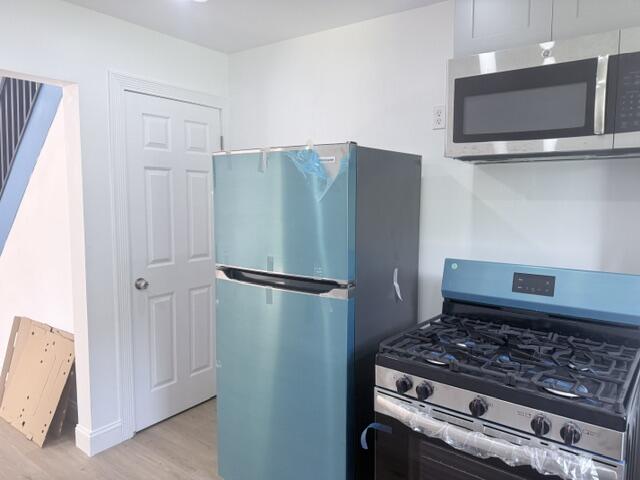 7 Harlow Hill Road Mexico, ME 04257 - Photo 8 of 27 close pic of appliances